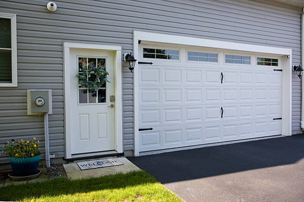 24/7 Emergency Garage Door Panel Replacement experts in Denison, TX
